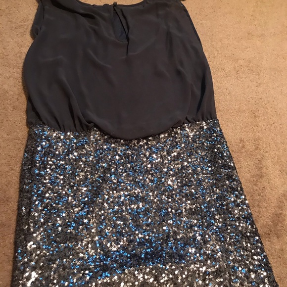 Aidan Mattox sequin dress - Picture 6 of 8